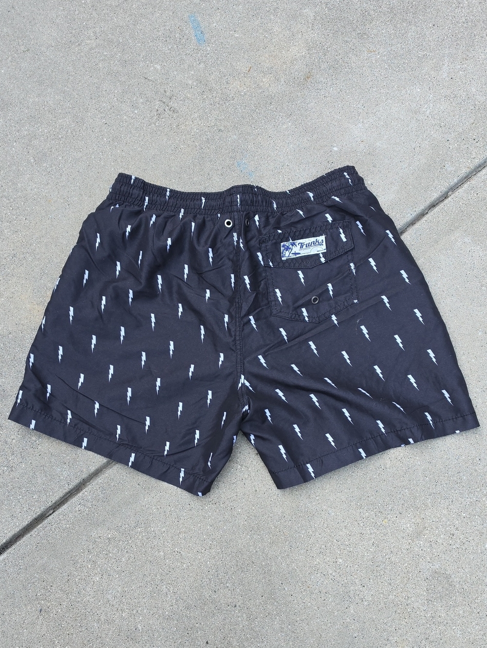 Trunks Men's Black Lightning-Print Swim Trunks